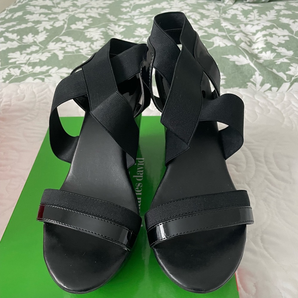 New size 10 Charles David black patent elastic wedges   Feature.